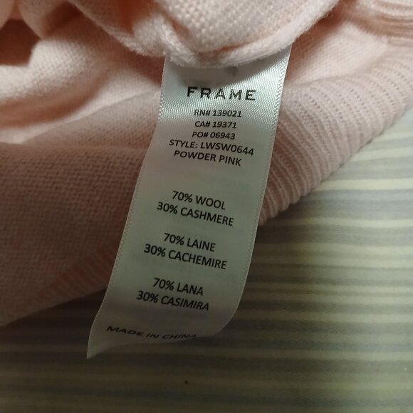 Le Frame Ski Bunny Sweater 🐰 ⛷️ 💕 - Picture 5 of 6